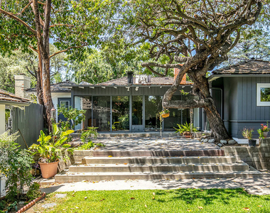 1900 Sycamore Drive - Photo Thumbnail 22
