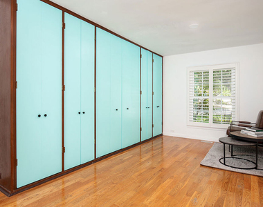 1900 Sycamore Drive - Photo Thumbnail 18