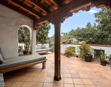 334 Crane Boulevard - Photo Thumbnail 21
