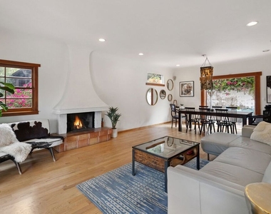 334 Crane Boulevard - Photo Thumbnail 4
