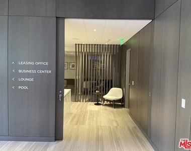 11750 Wilshire Boulevard - Photo Thumbnail 29