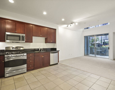 629 Traction Avenue - Photo Thumbnail 34