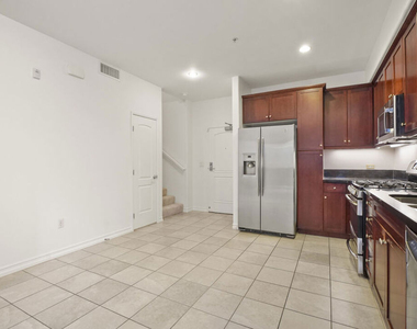 629 Traction Avenue - Photo Thumbnail 39