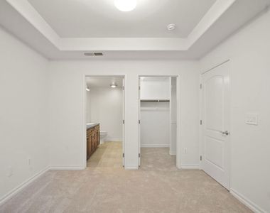 629 Traction Avenue - Photo Thumbnail 23