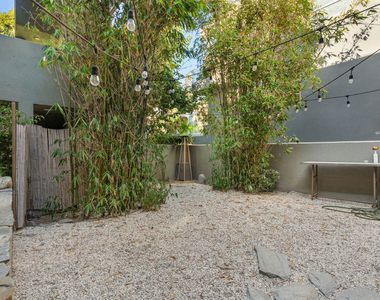 22 28th Avenue - Photo Thumbnail 24