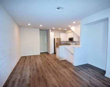 14107 W Birch Lane - Photo Thumbnail 7