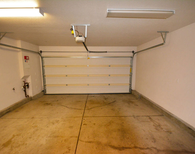 14107 W Birch Lane - Photo Thumbnail 22