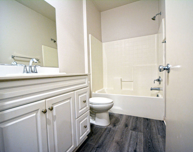 14107 W Birch Lane - Photo Thumbnail 15