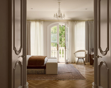628 N Rodeo Drive - Photo Thumbnail 19