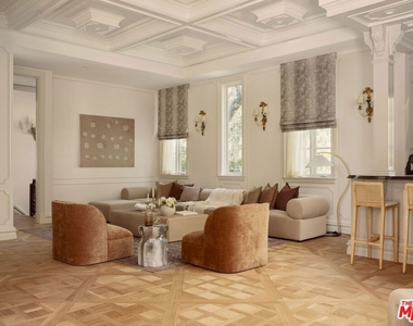 628 N Rodeo Drive - Photo Thumbnail 11