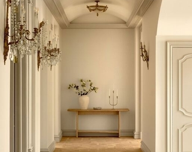 628 N Rodeo Drive - Photo Thumbnail 9
