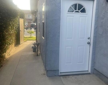 6211 Anastasia Street - Photo Thumbnail 7