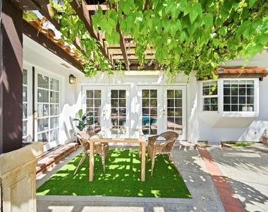 4115 Laurelgrove Avenue - Photo Thumbnail 65