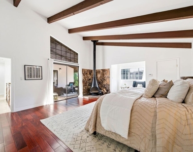 4115 Laurelgrove Avenue - Photo Thumbnail 44