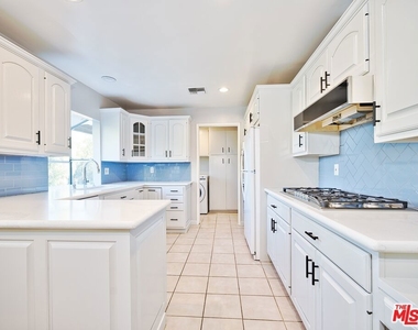 4863 Don Juan Place - Photo Thumbnail 7