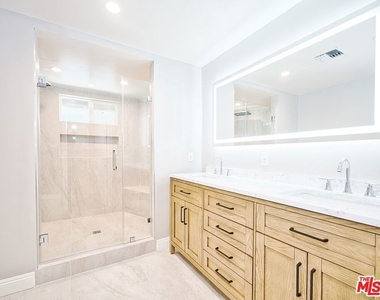 4863 Don Juan Place - Photo Thumbnail 11