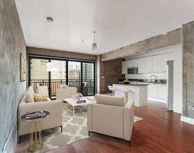 416 S Spring Street - Photo Thumbnail 10