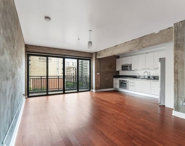 416 S Spring Street - Photo Thumbnail 11