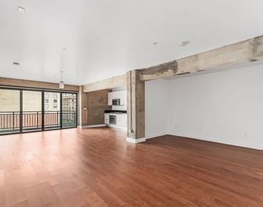 416 S Spring Street - Photo Thumbnail 5