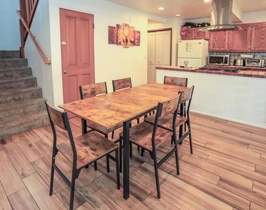 42638 Moonridge Road - Photo Thumbnail 10