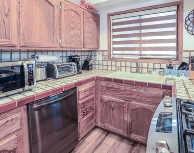 42638 Moonridge Road - Photo Thumbnail 6