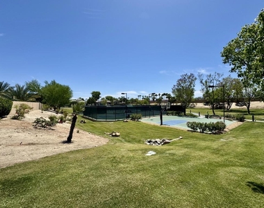 25 Buckingham Way - Photo Thumbnail 35