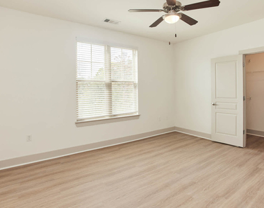 4416 Holly Springs Parkway - Photo Thumbnail 22