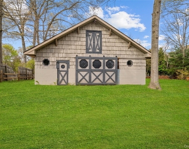 257 Southlawn Avenue - Photo Thumbnail 31