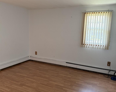 9 Elwin Place - Photo Thumbnail 6