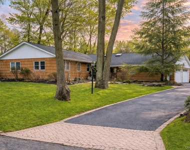 38 Arista Drive - Photo Thumbnail 3