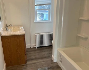 98 New Paltz Road - Photo Thumbnail 2