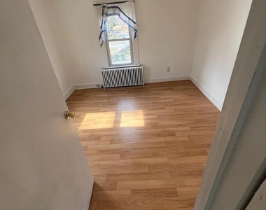 98 New Paltz Road - Photo Thumbnail 5