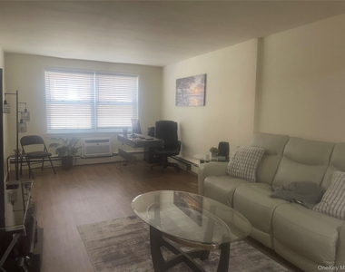 111 S Centre Avenue - Photo Thumbnail 7