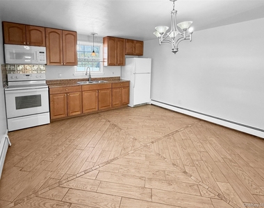 83 Kent Road - Photo Thumbnail 1