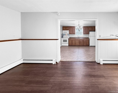 83 Kent Road - Photo Thumbnail 4