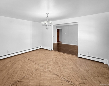 83 Kent Road - Photo Thumbnail 3