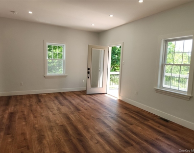 15 Lakeview Road - Photo Thumbnail 21