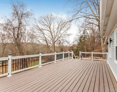 15 Lakeview Road - Photo Thumbnail 16