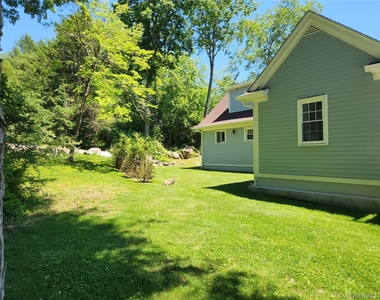 15 Lakeview Road - Photo Thumbnail 24