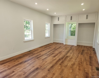 15 Lakeview Road - Photo Thumbnail 22