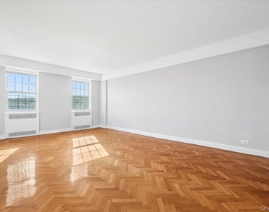 45 Popham Road - Photo Thumbnail 2