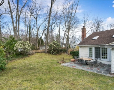 7 Susan Court - Photo Thumbnail 19