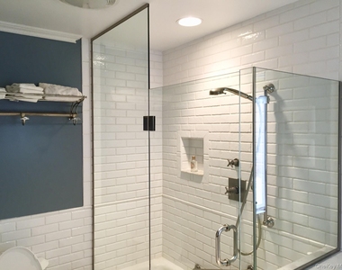 9 Cedar Hill Lane - Photo Thumbnail 7