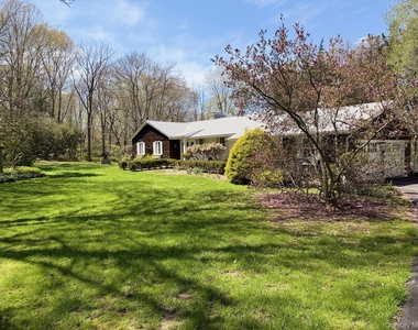 9 Cedar Hill Lane - Photo Thumbnail 17