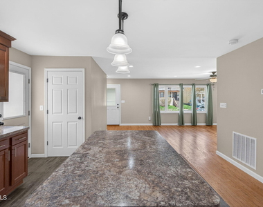 614 Park Avenue - Photo Thumbnail 10
