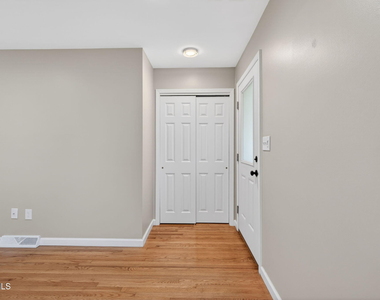 614 Park Avenue - Photo Thumbnail 27