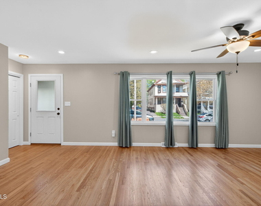 614 Park Avenue - Photo Thumbnail 3