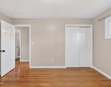 614 Park Avenue - Photo Thumbnail 25