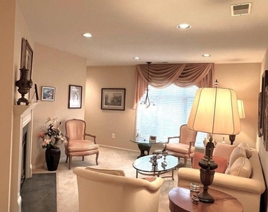 92 Winthrop Road - Photo Thumbnail 5