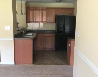 106 Bonnie Drive - Photo Thumbnail 1